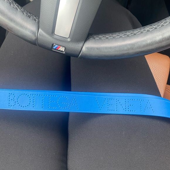 BOTTEGA VENETA LEATHER LANIARD - Picture 5 of 8